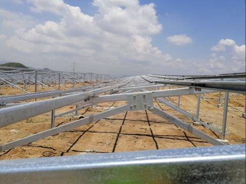 Projets d'&eacute;nergie solaire de 129 MW, Vietnam