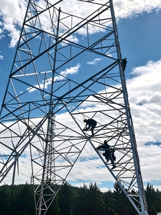 Projet de tours électriques de transmission de 220 KV en Chine